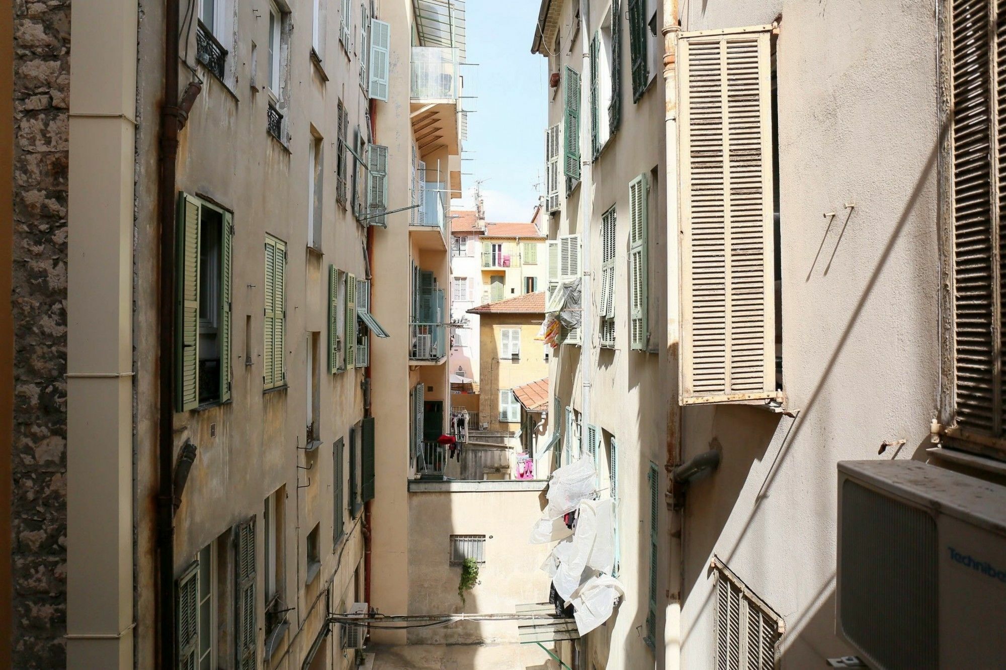 4 Personnes Quartier Du Port Nice