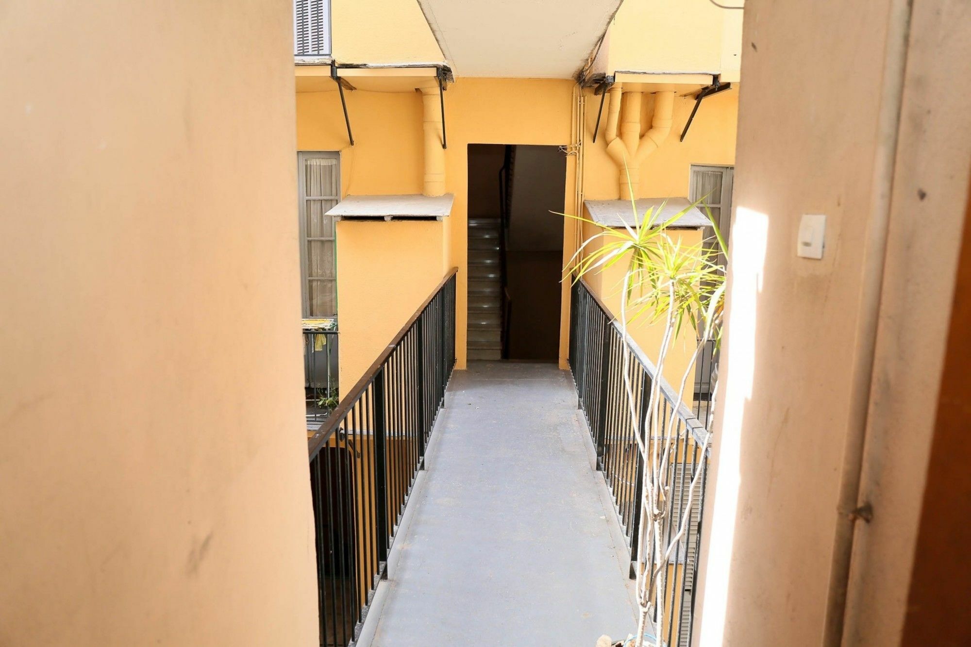 4 Personnes Quartier Du Port Nice